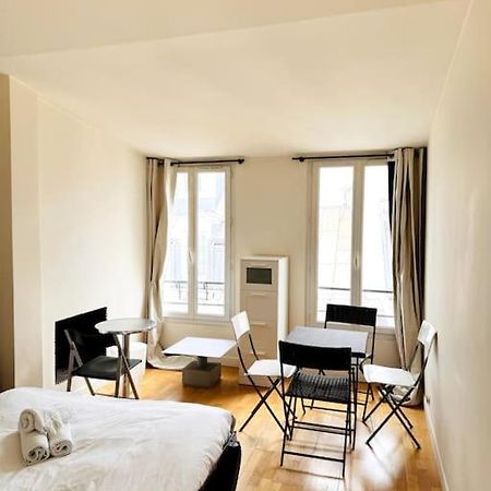 Appartamento Coeur De Paris - Paris 1Er Esterno foto